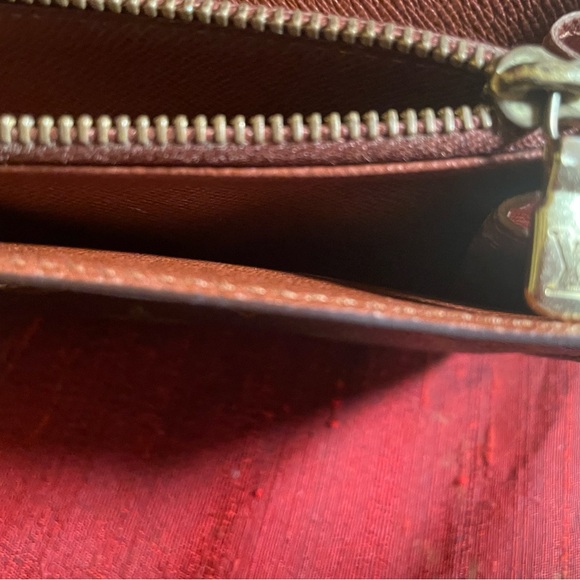 LV SARAH WALLET - Picture 7 of 11